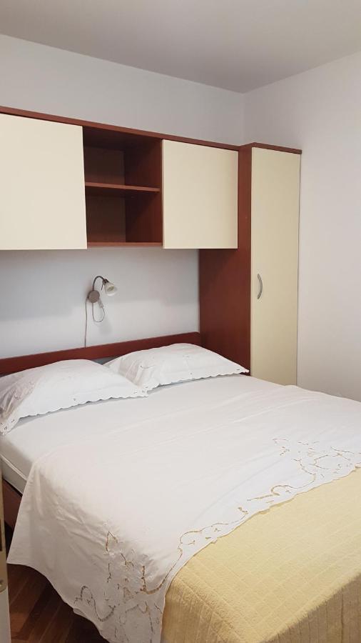 Apartmani Ljerka 말린스카 외부 사진